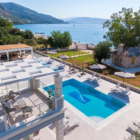 Beachfront - Luxury Apaghio *