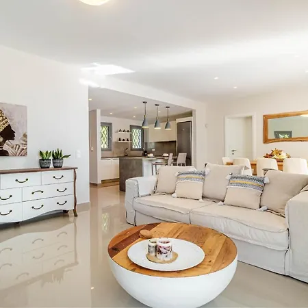 Vilă Beachfront - Luxury Apaghio