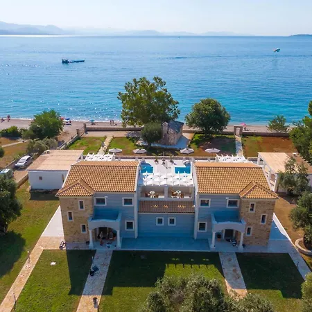 Beachfront - Luxury Apaghio