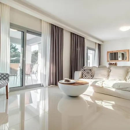 Vilă Beachfront - Luxury Apaghio
