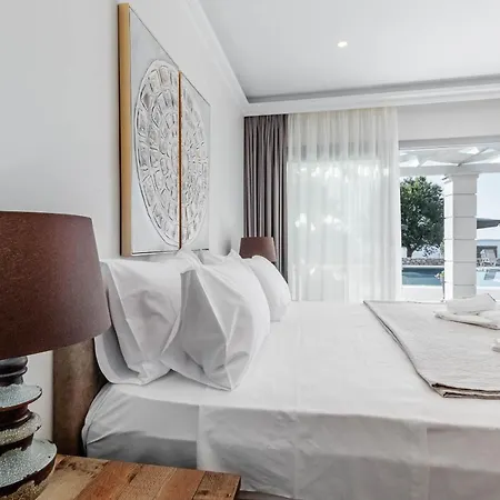 Beachfront - Luxury Apaghio Vilă